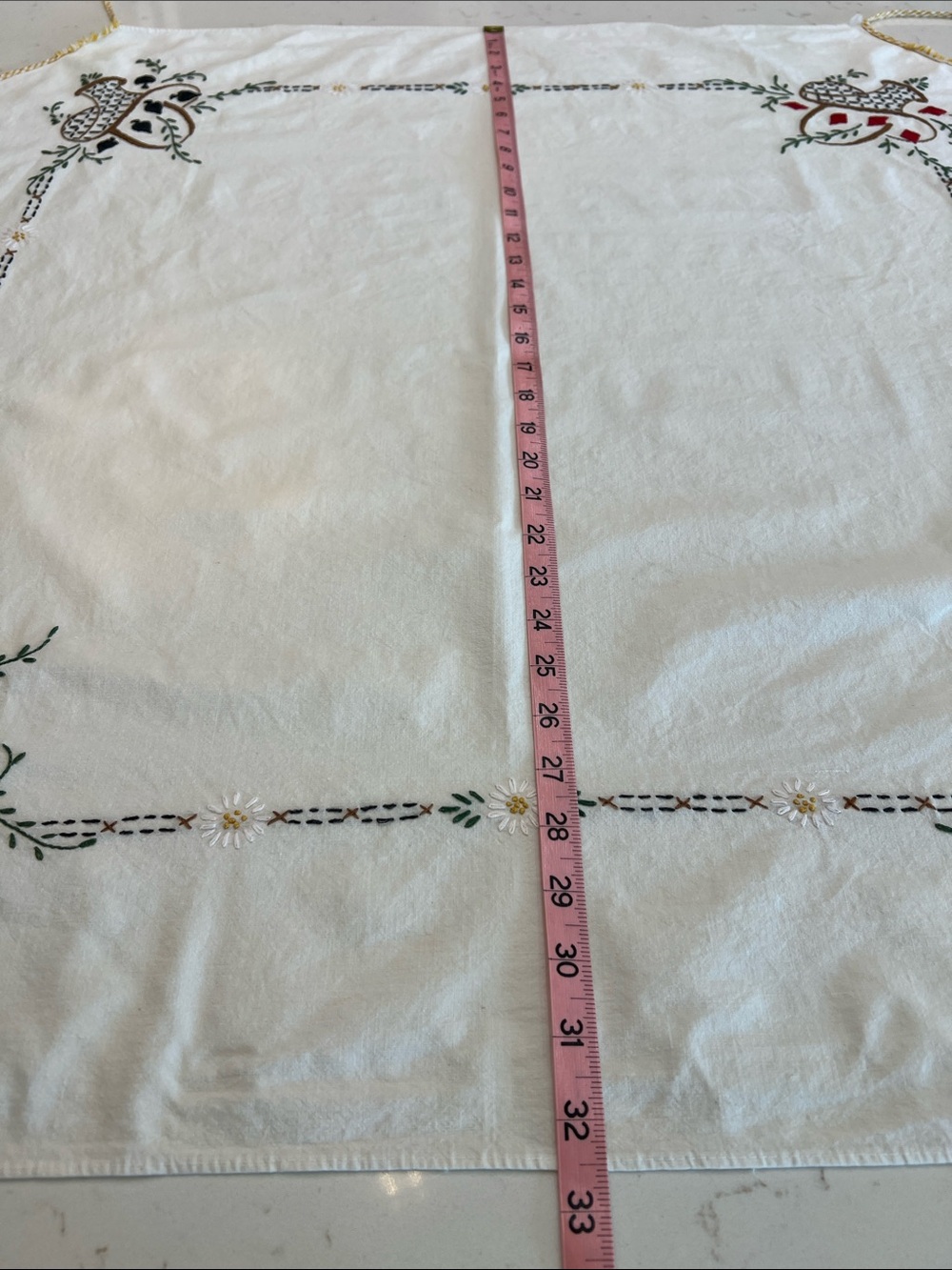 Vintage Embroidered Bridge Card Table Cover Poker Hearts Spades Clubs Diamonds - Picture 10 of 10
